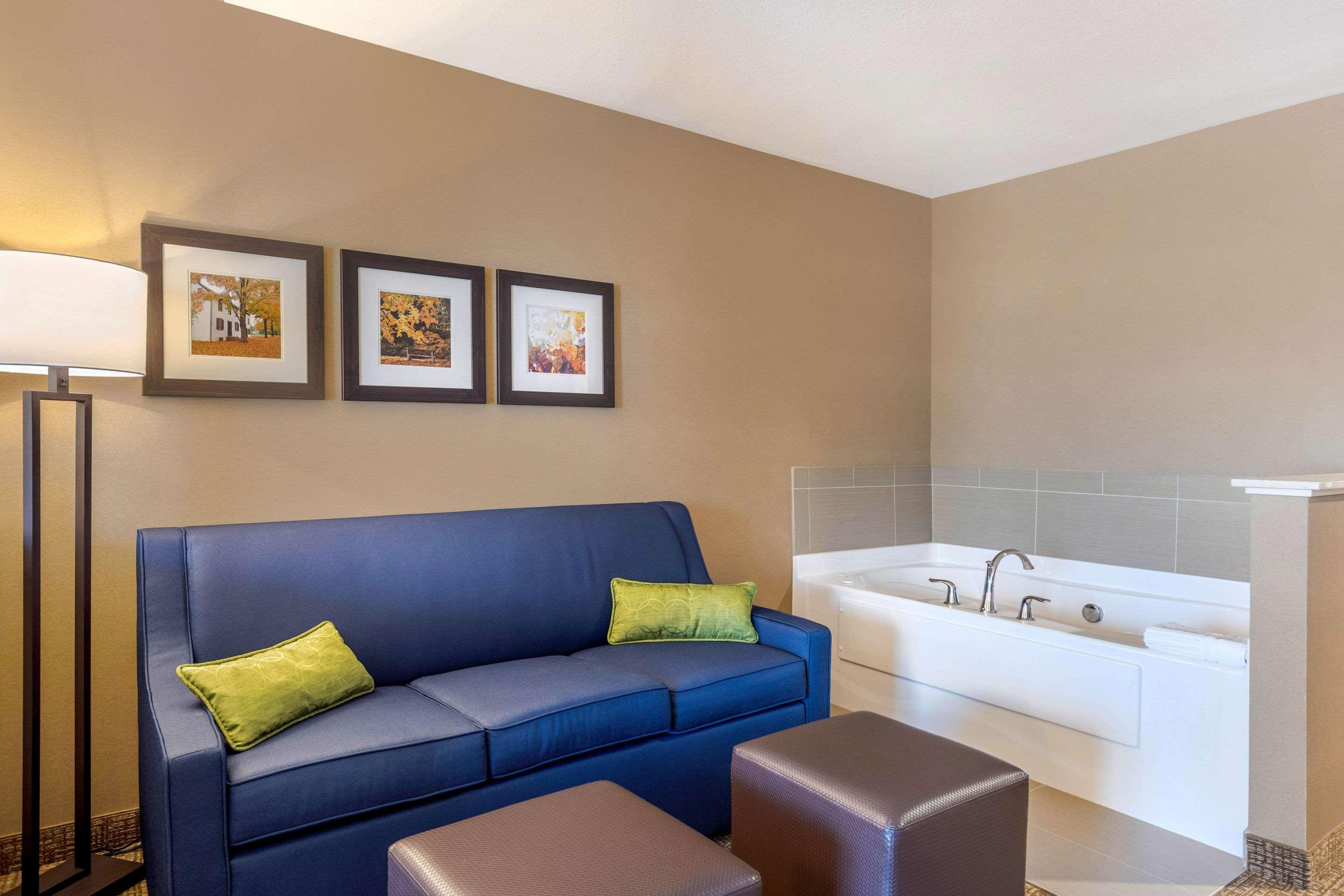 Comfort Inn & Suites Schenectady - Scotia Εξωτερικό φωτογραφία
