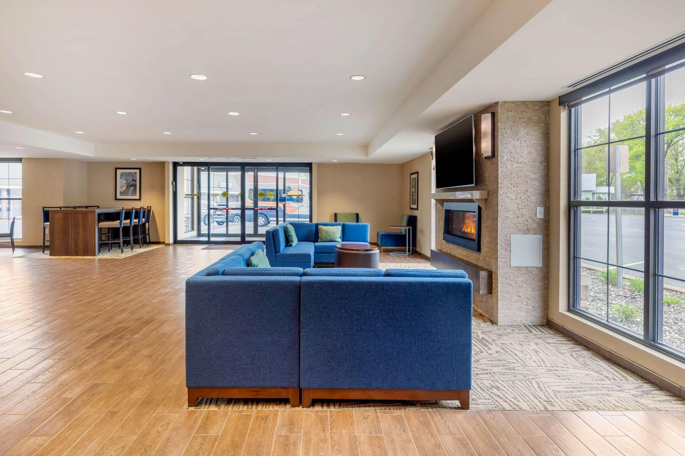 Comfort Inn & Suites Schenectady - Scotia Εξωτερικό φωτογραφία