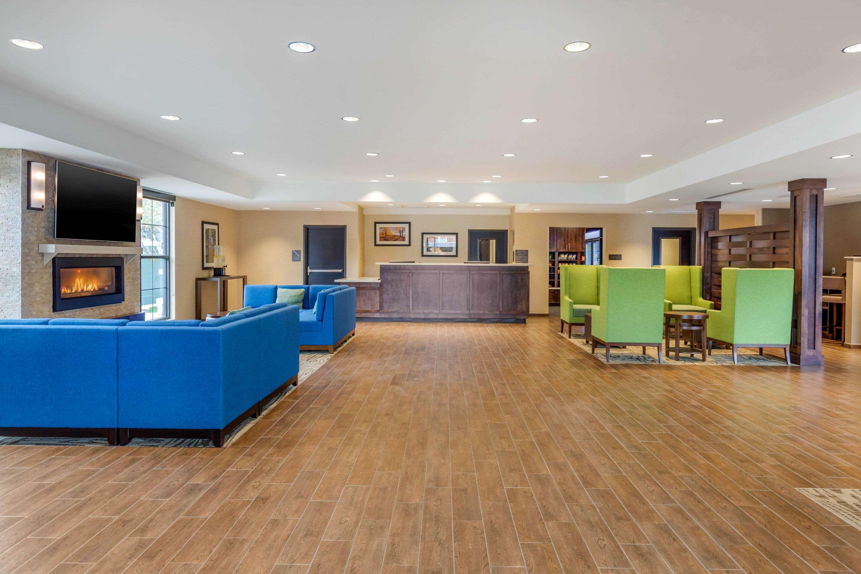 Comfort Inn & Suites Schenectady - Scotia Εξωτερικό φωτογραφία