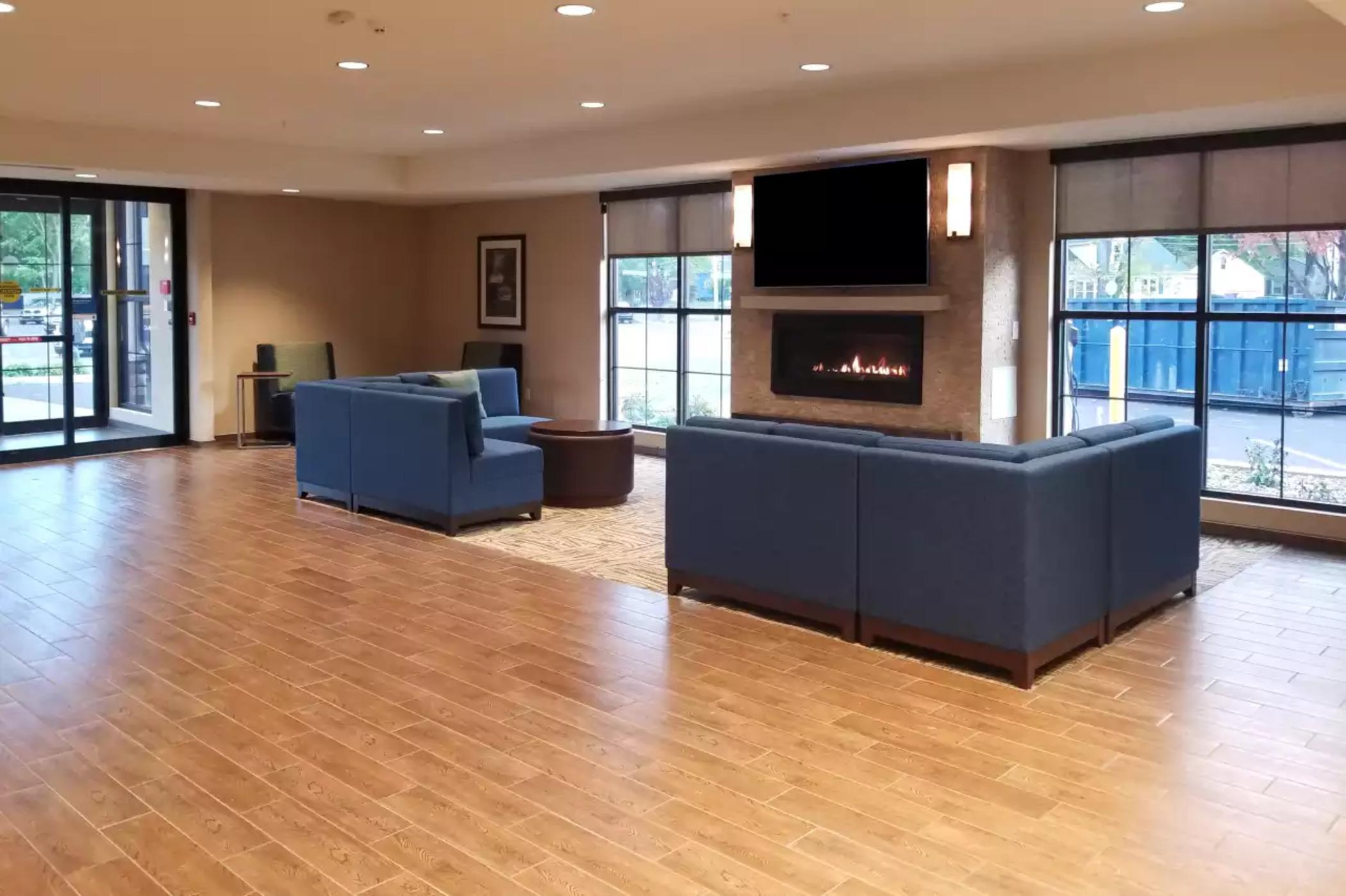 Comfort Inn & Suites Schenectady - Scotia Εξωτερικό φωτογραφία